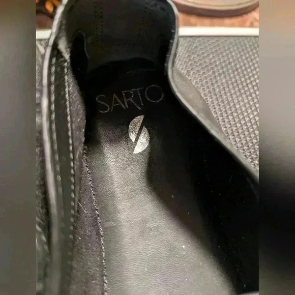 Franco Sarto® A-Ariga loafer Size 8M in Black - Picture 6 of 10